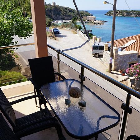 Sea And Sun Apartments 304 Ιδιωτικό Διαμέρισμα Kardhamili Bagian luar foto