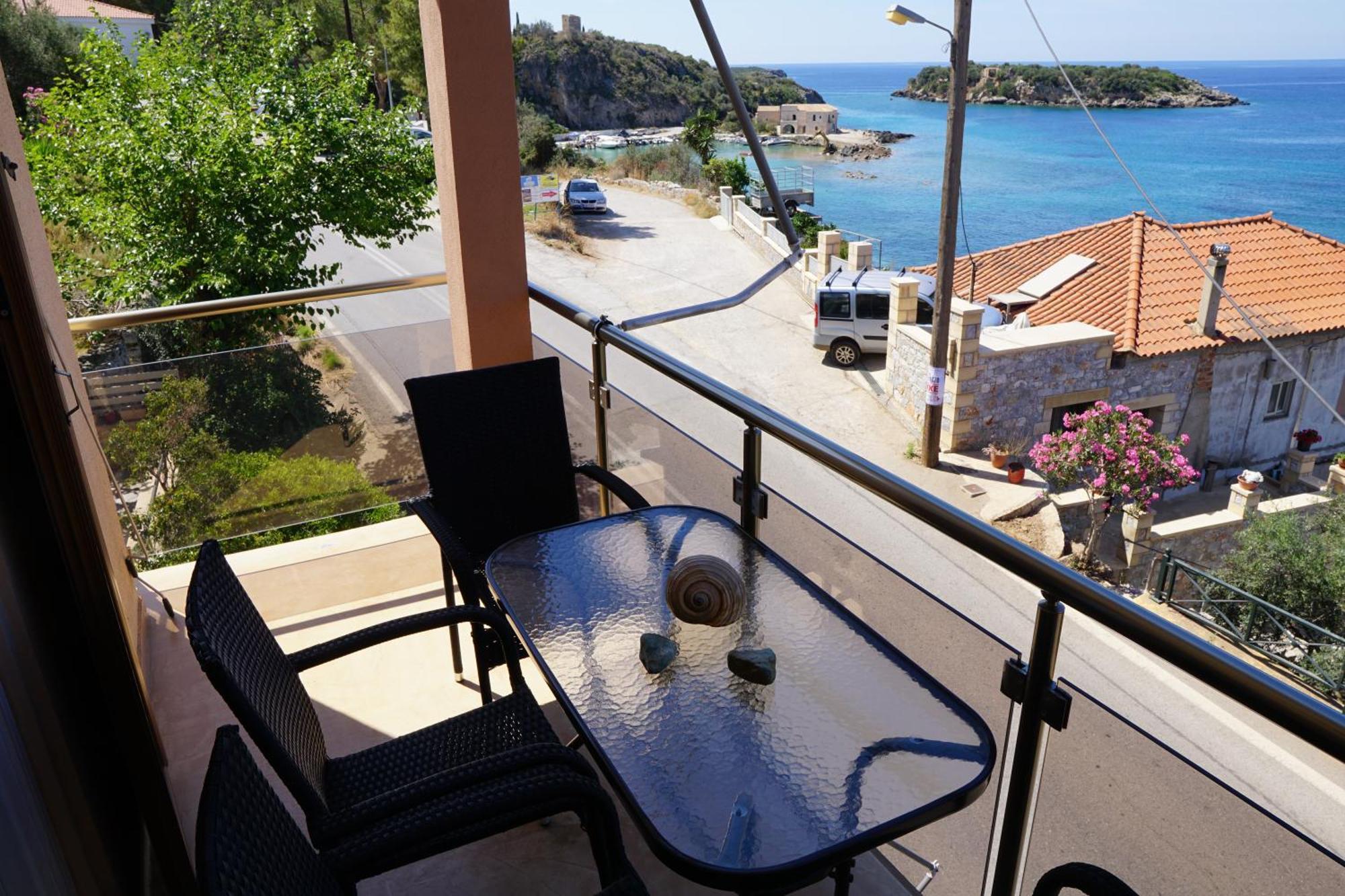 Sea And Sun Apartments 304 Ιδιωτικό Διαμέρισμα Kardhamili Bagian luar foto